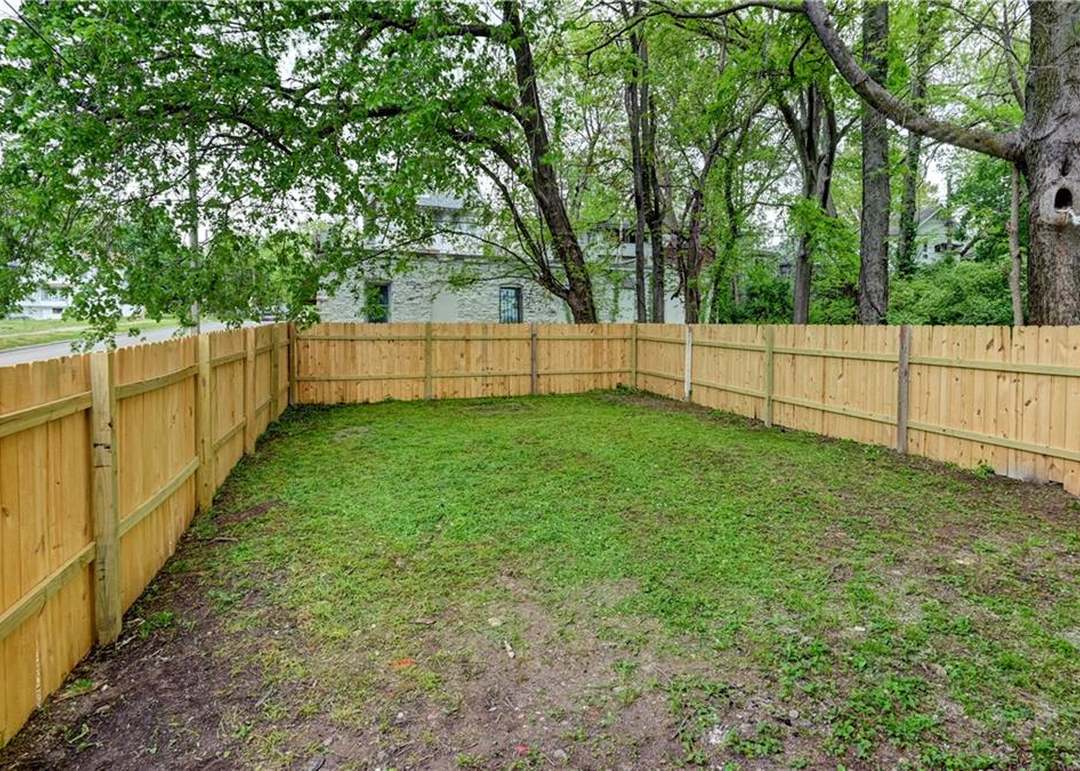 3701 Benton Boulevard — photo 12