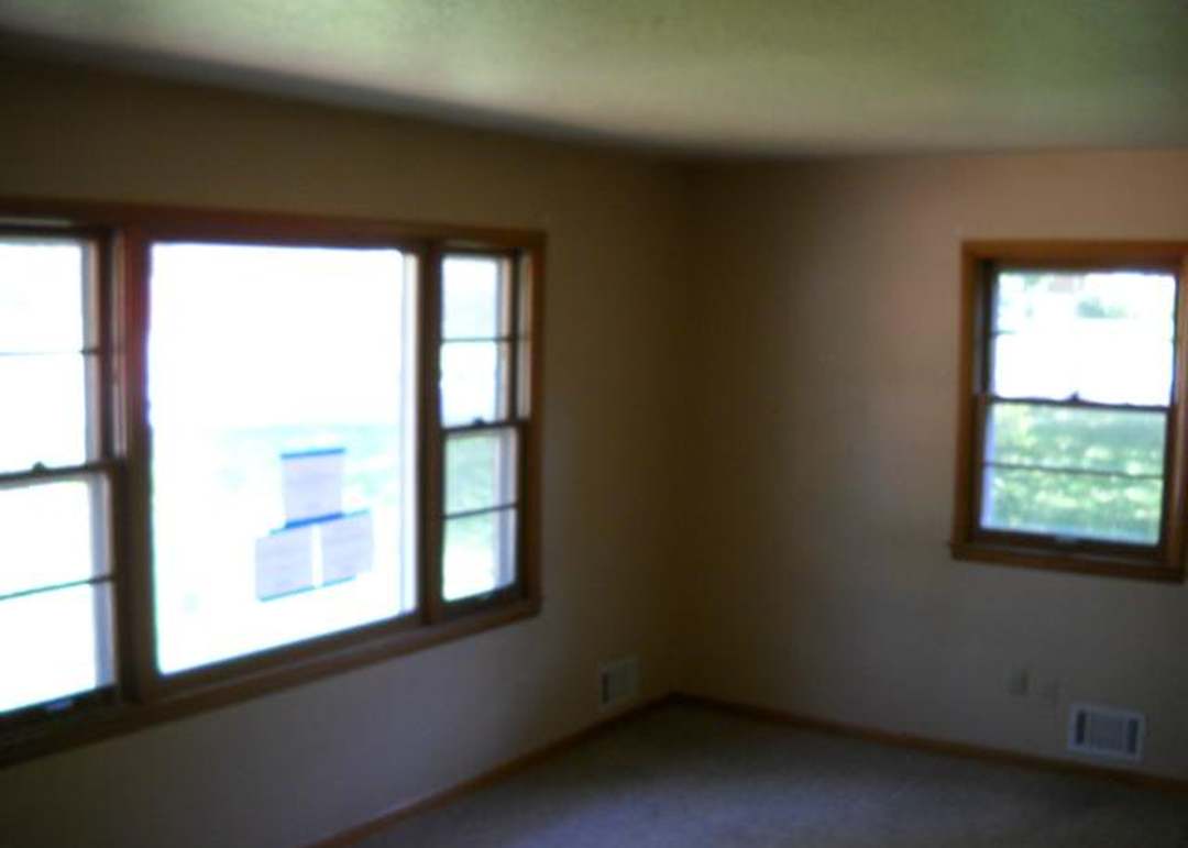 3719 Greenwich Lane — photo 7