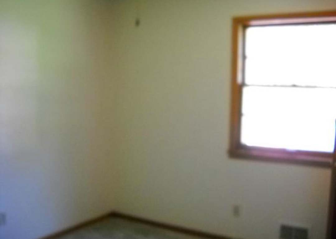 3719 Greenwich Lane — photo 9