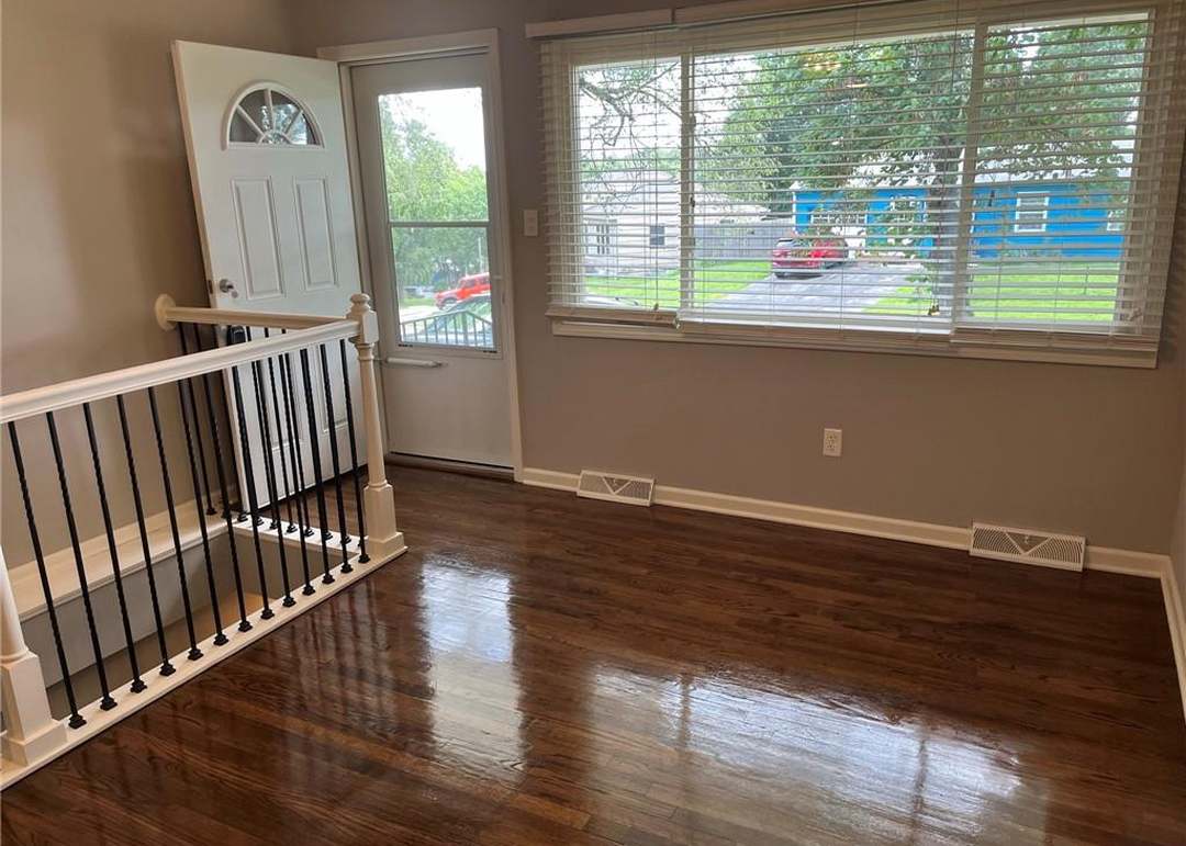 3719 N CYPRESS Drive — photo 11