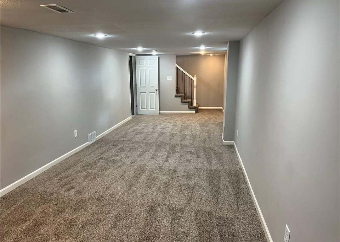 3719 N CYPRESS Drive — photo 24