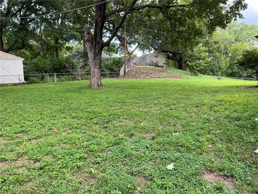 3719 N CYPRESS Drive — photo 34