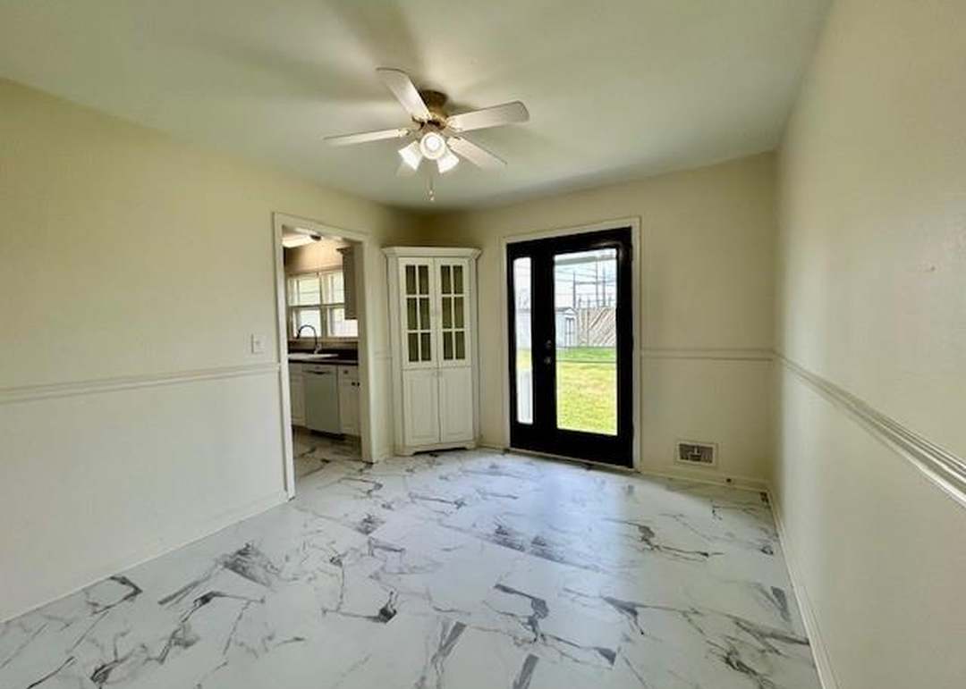 3720 Blue Ridge Boulevard — photo 4