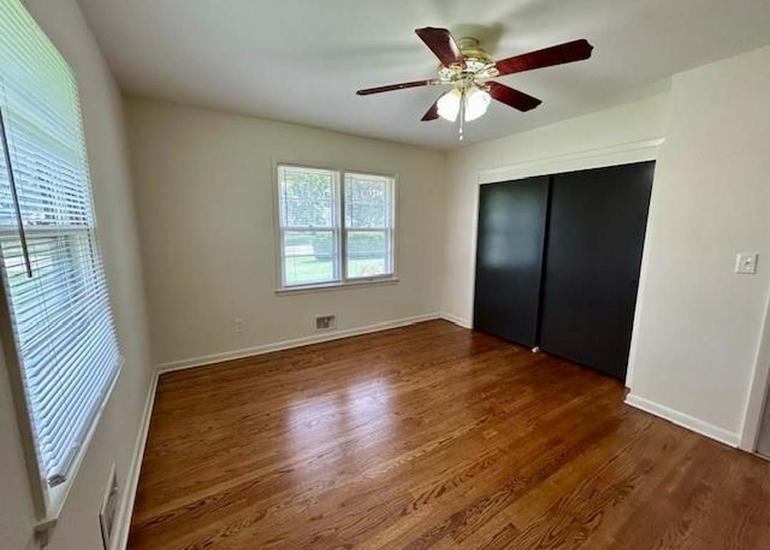 3720 Blue Ridge Boulevard — photo 5