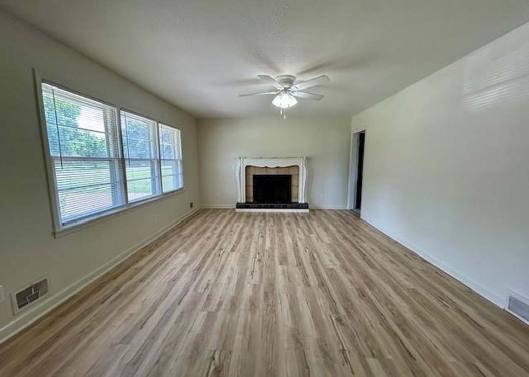 3720 Blue Ridge Boulevard — photo 9