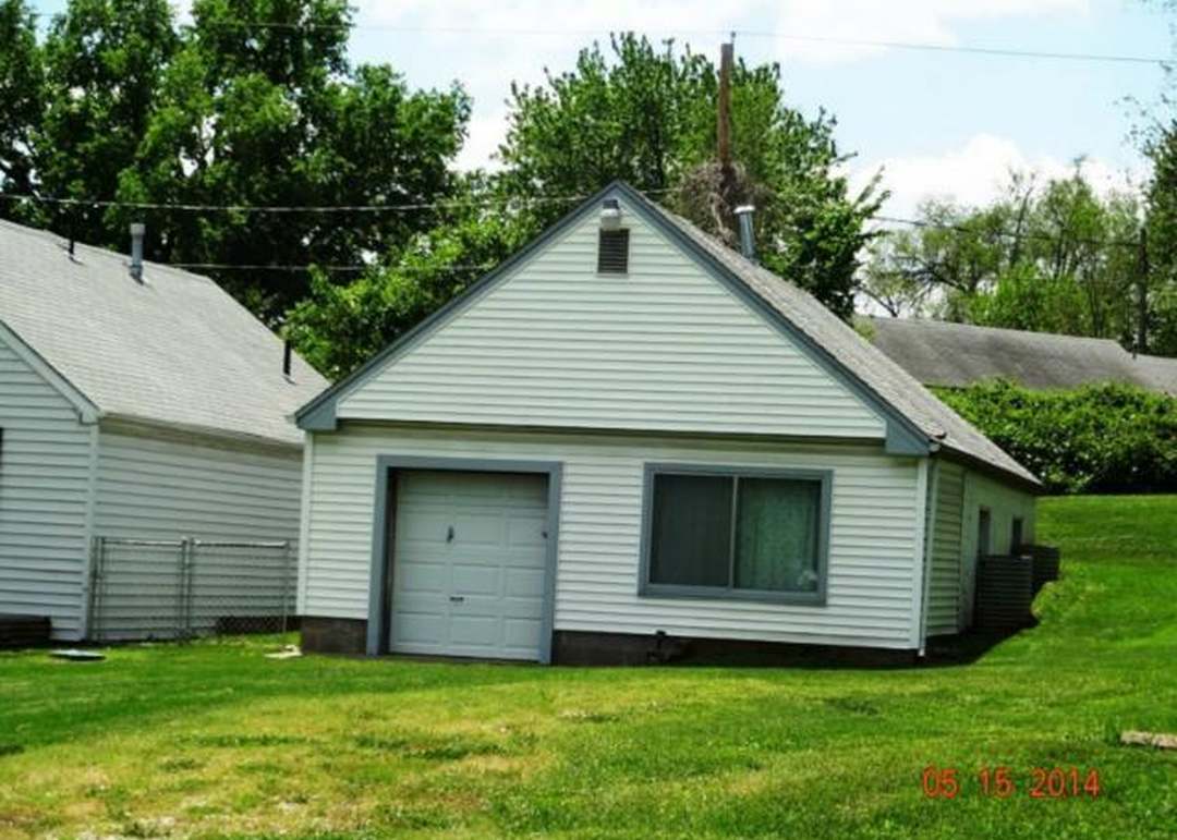 3734 Ditzler Avenue — photo 6