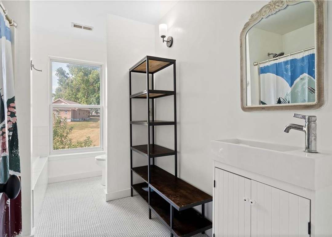 3800 Matney Avenue — photo 5