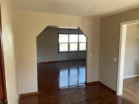 3807 Harvard Avenue — photo 9