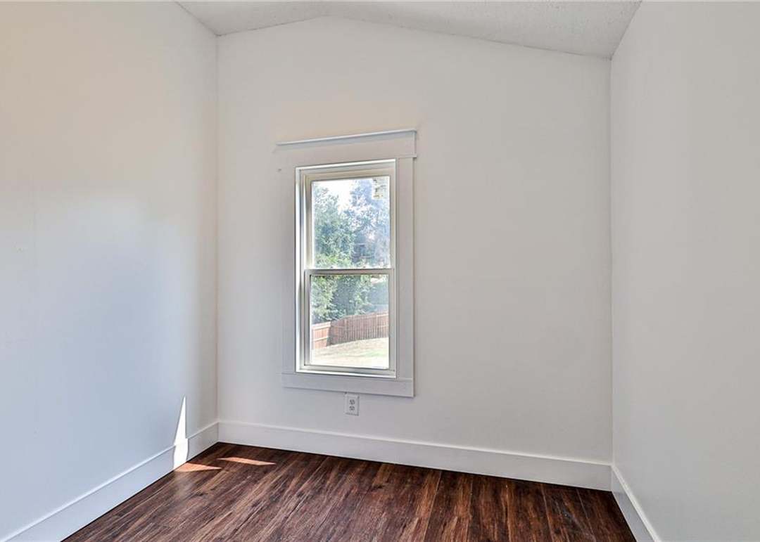 3839 S Minnie Street — photo 17