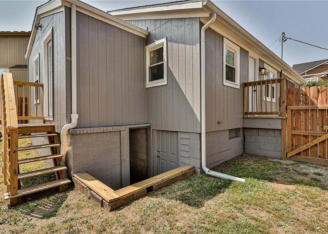 3839 S Minnie Street — photo 29