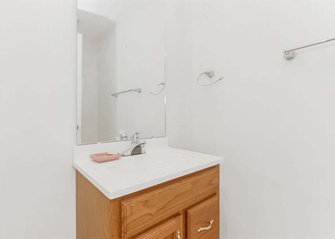 3852 N 112th Terrace — photo 24