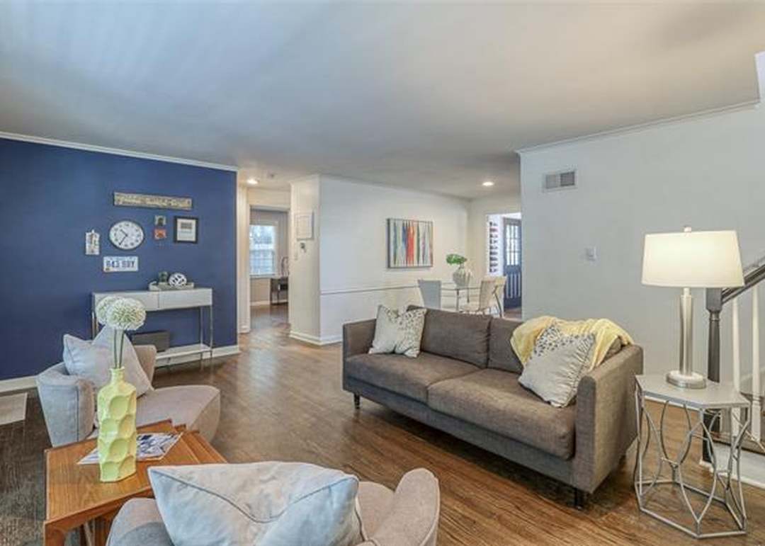 3911 W 74th Terrace — photo 12