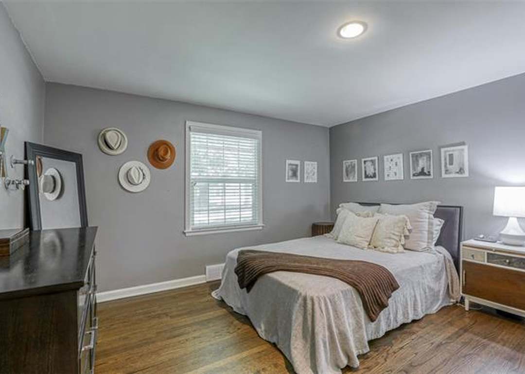 3911 W 74th Terrace — photo 25