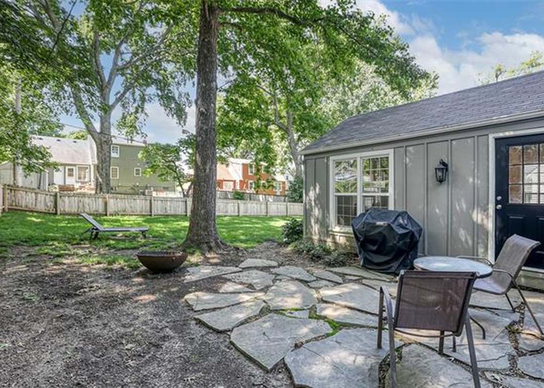 3911 W 74th Terrace — photo 31