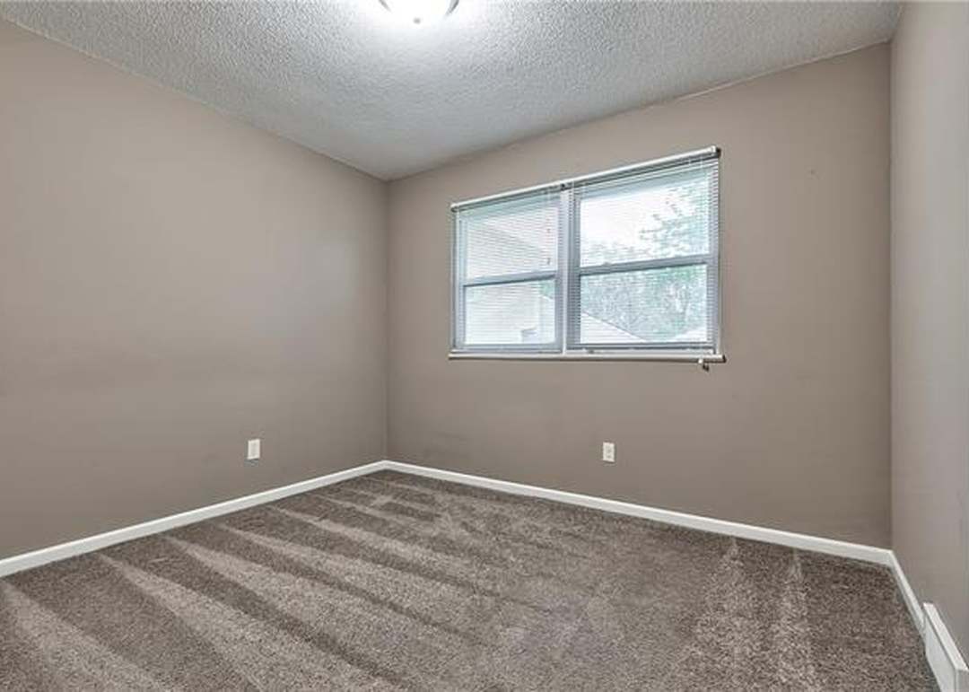 401 N CLEVELAND Avenue — photo 7