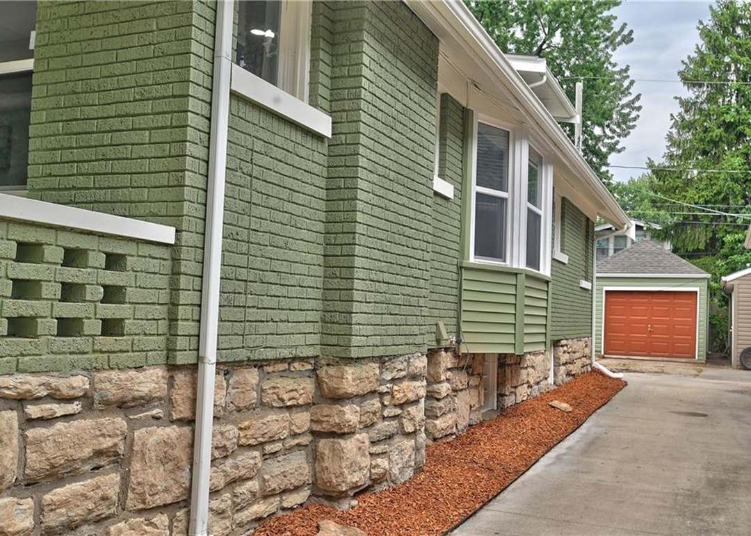 4045 Benton Boulevard — photo 9
