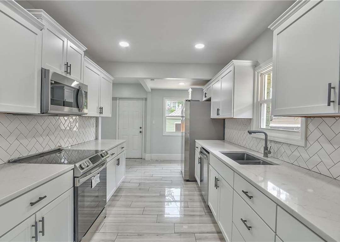 4045 Benton Boulevard — photo 18