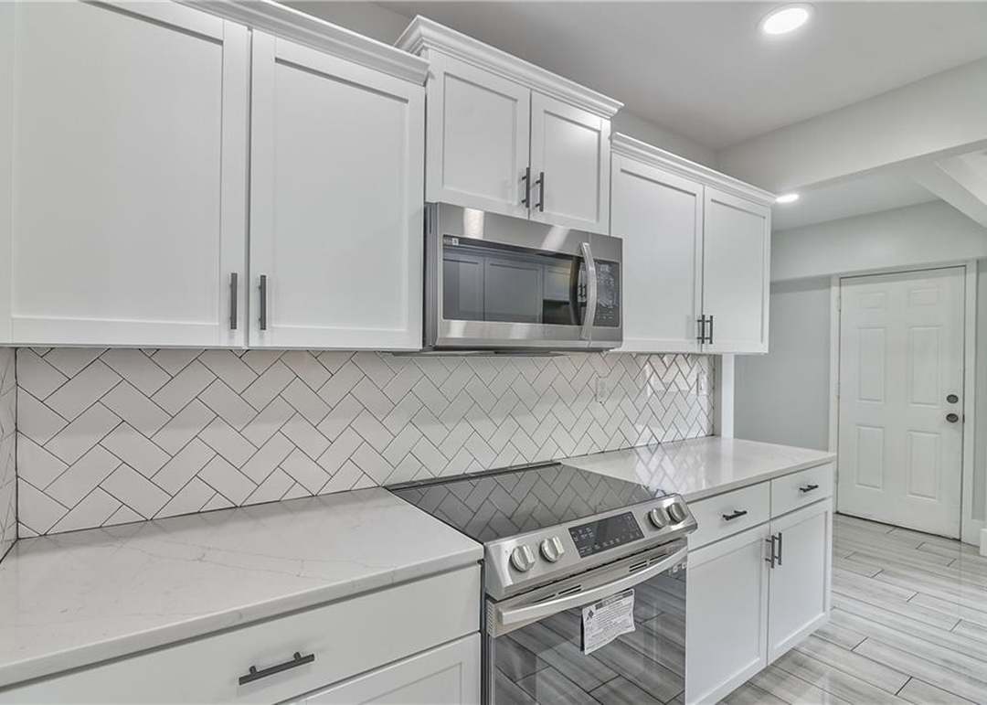 4045 Benton Boulevard — photo 20