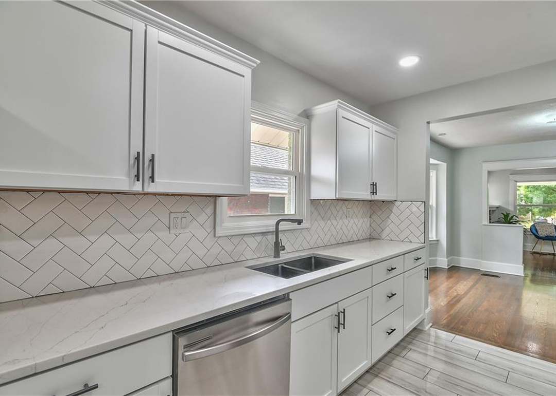 4045 Benton Boulevard — photo 21