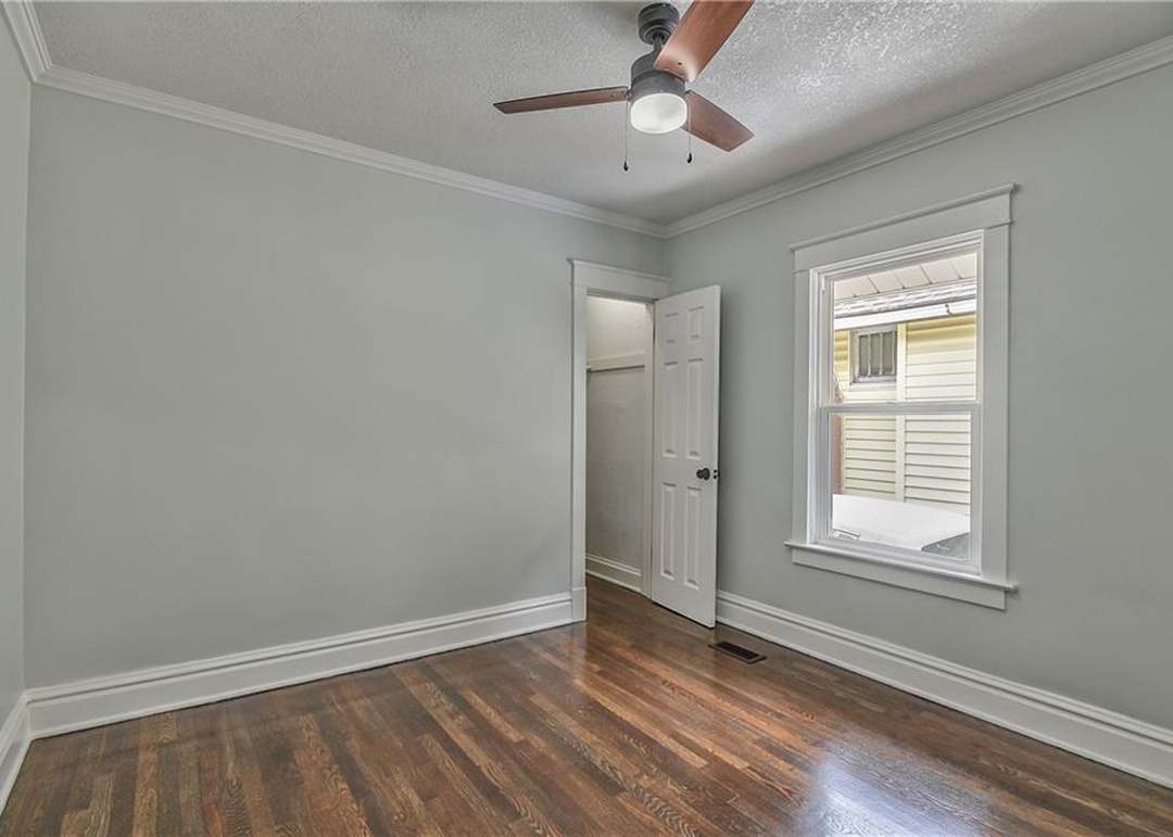 4045 Benton Boulevard — photo 23