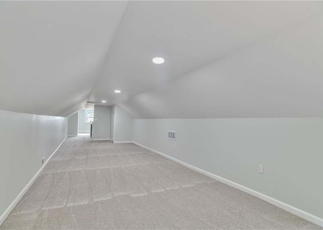 4045 Benton Boulevard — photo 28