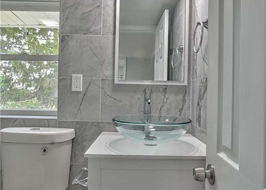 4045 Benton Boulevard — photo 31