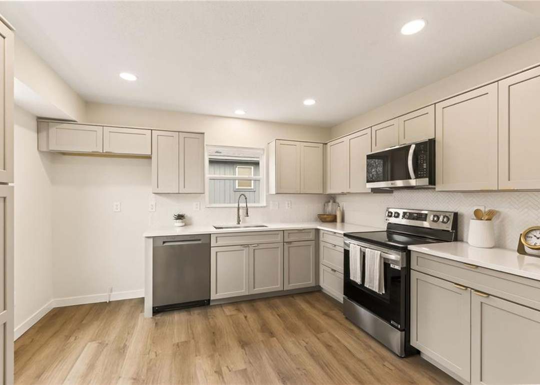 405 N Harrison Street — photo 13