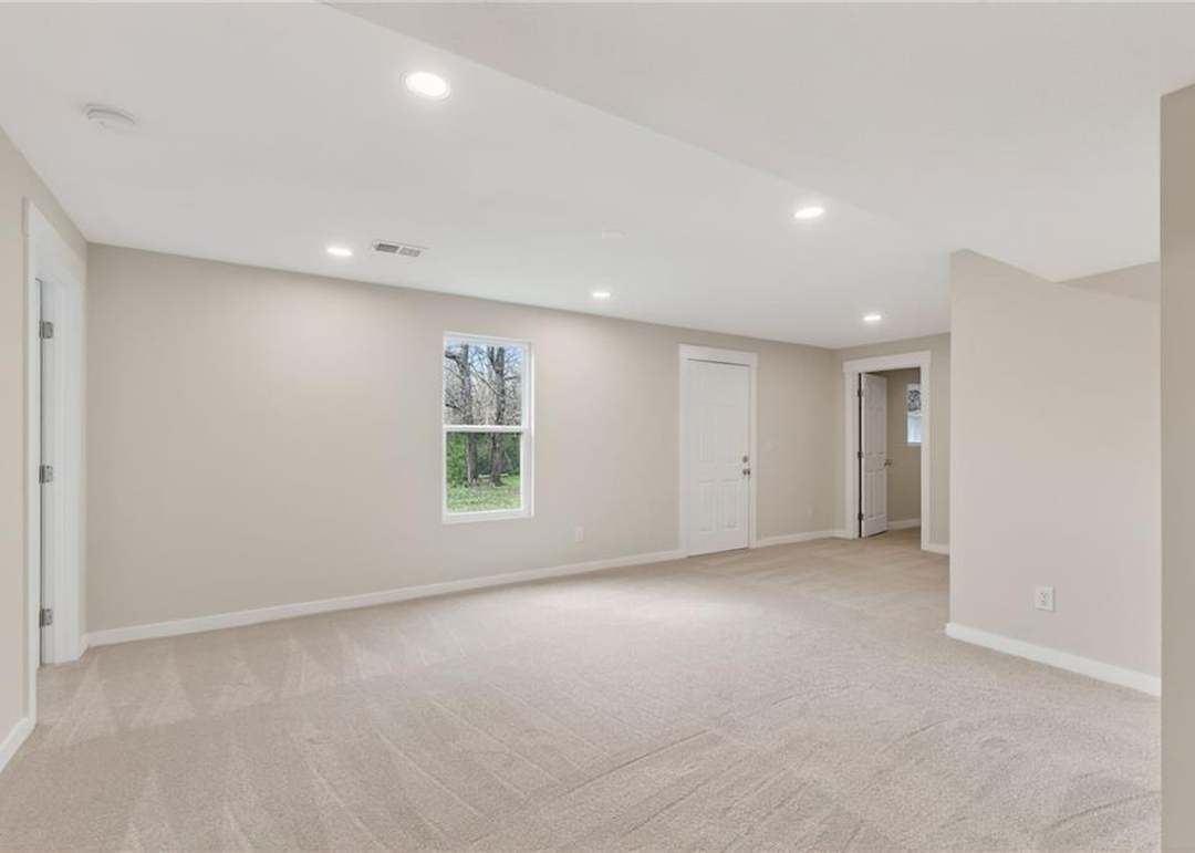405 N Harrison Street — photo 25