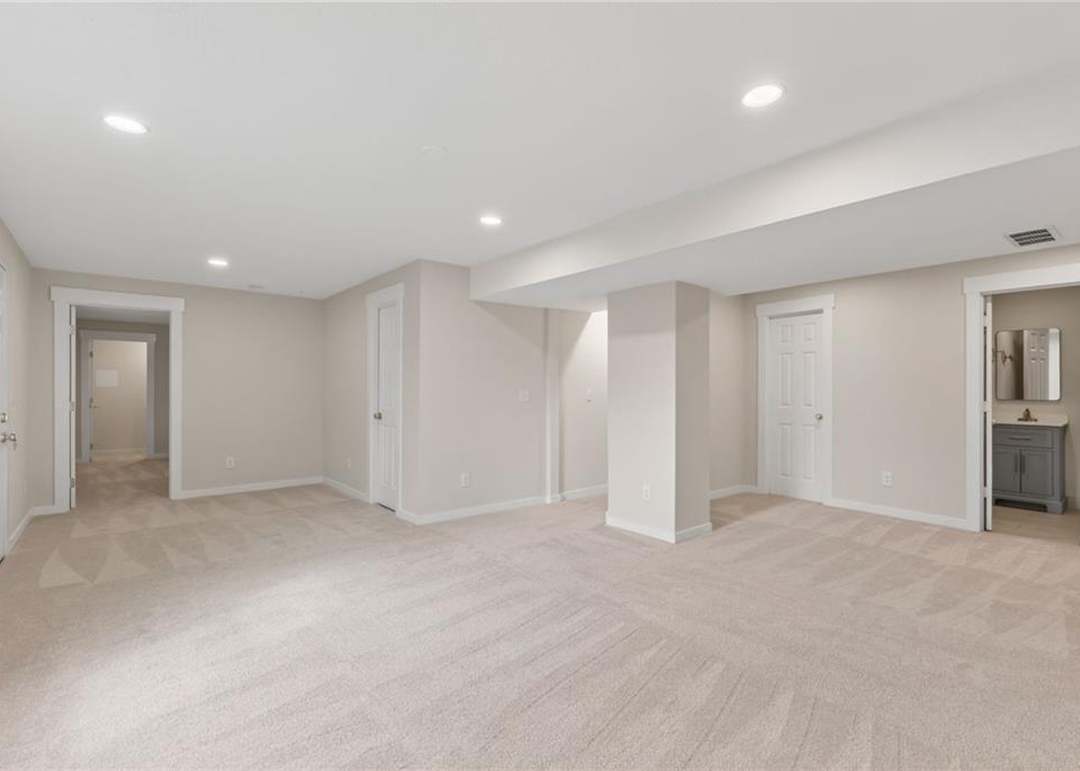 405 N Harrison Street — photo 26