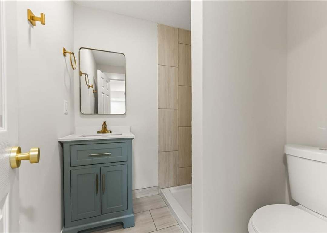 405 N Harrison Street — photo 32
