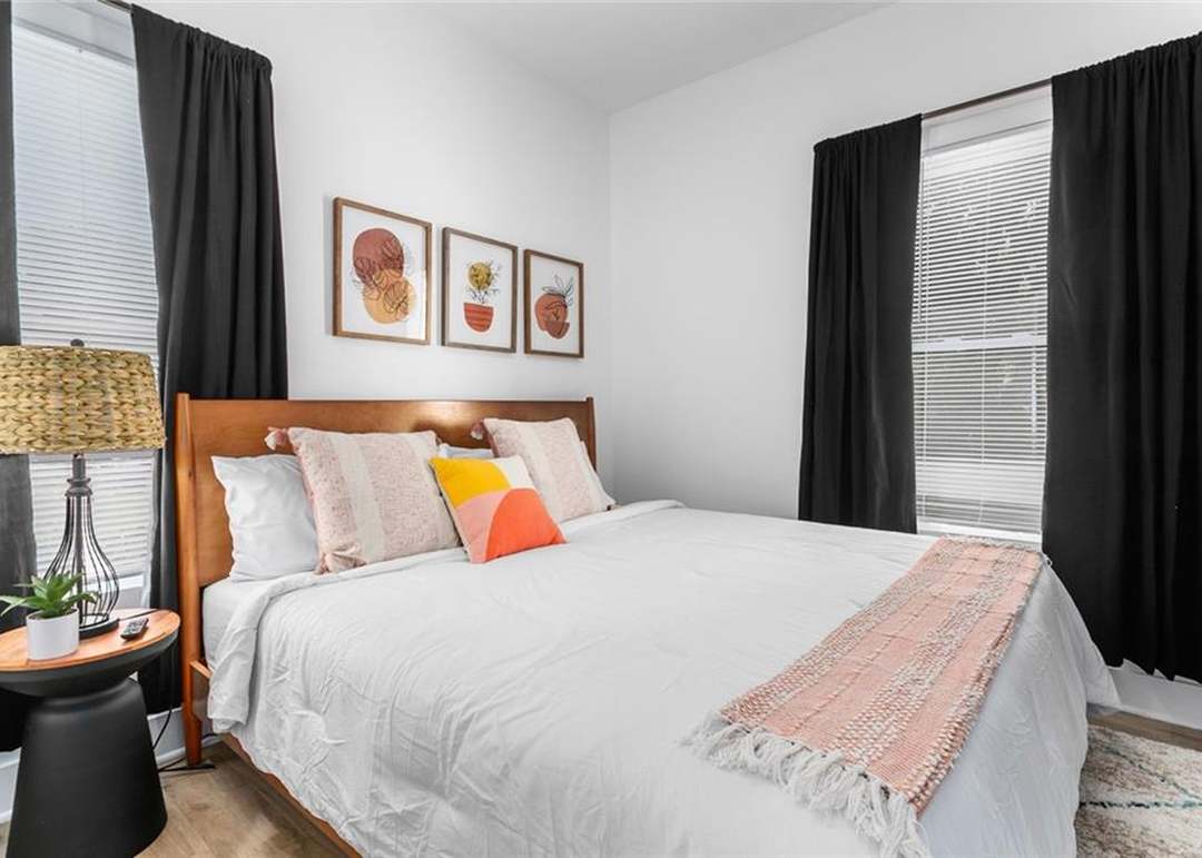 405 S Keeler Street — photo 11