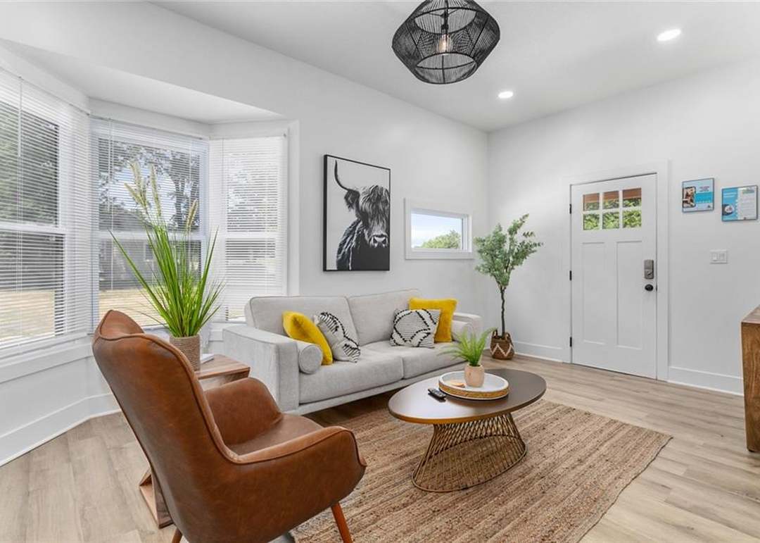 405 S Keeler Street — photo 15