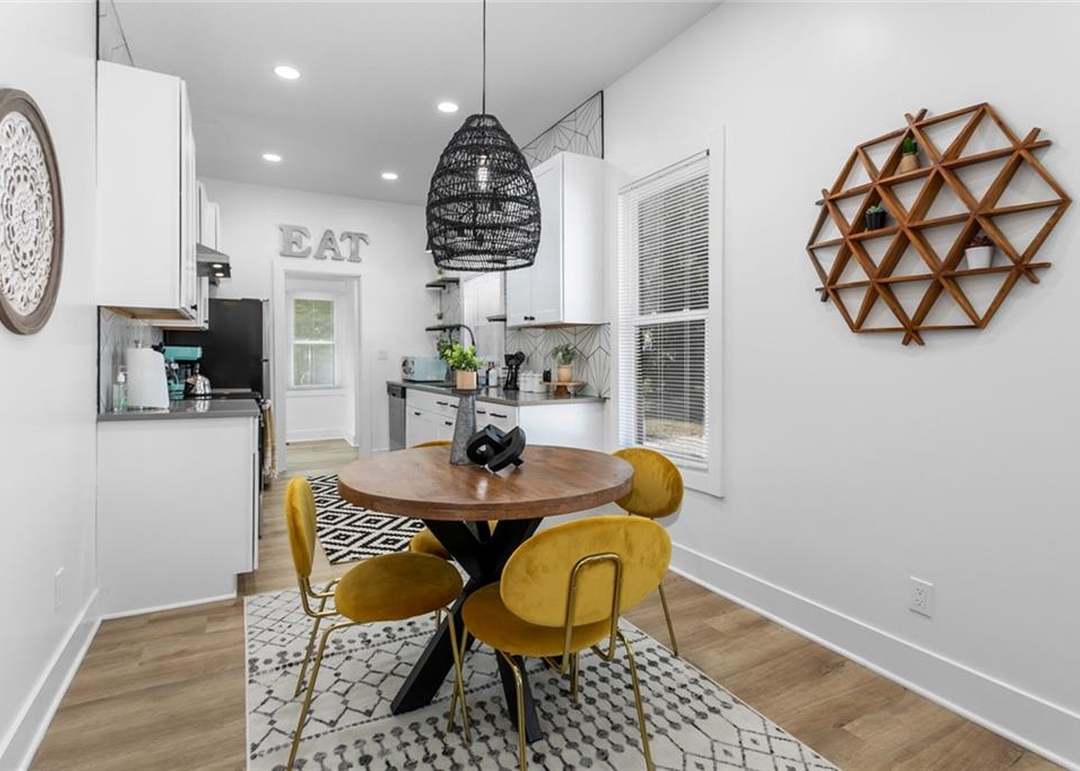 405 S Keeler Street — photo 17