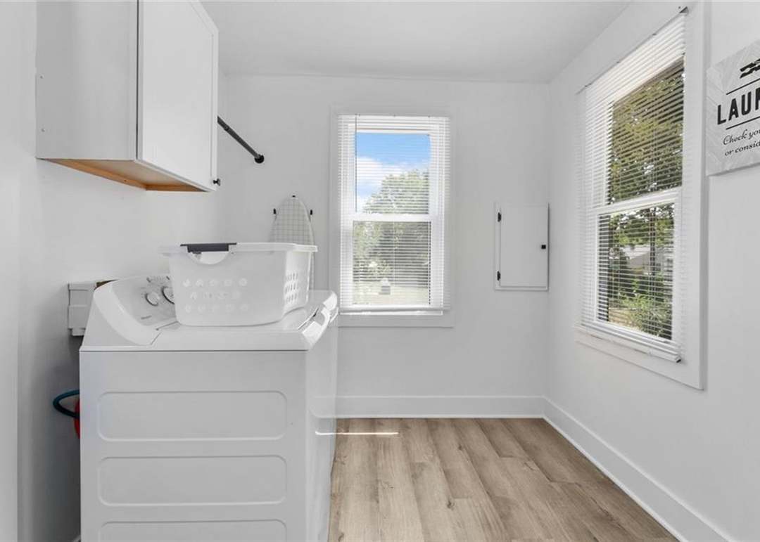 405 S Keeler Street — photo 24