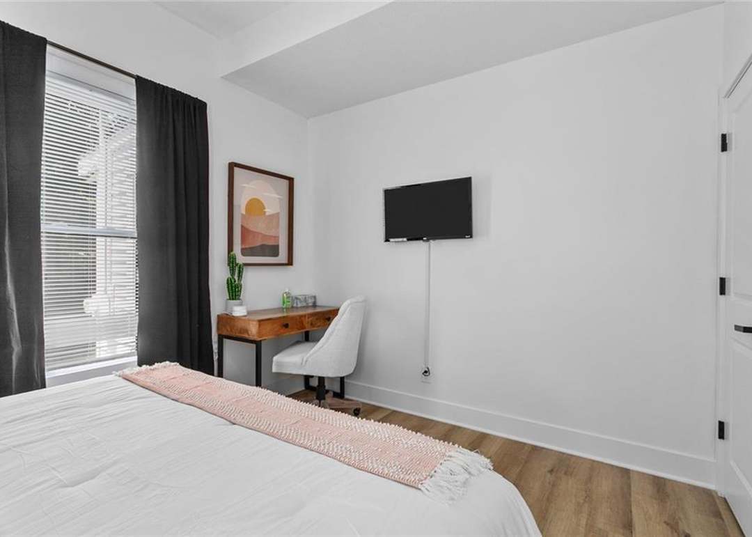 405 S Keeler Street — photo 30