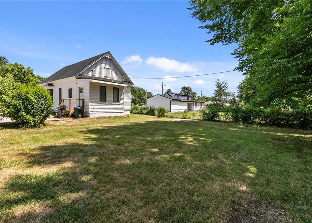 405 S Keeler Street — photo 34