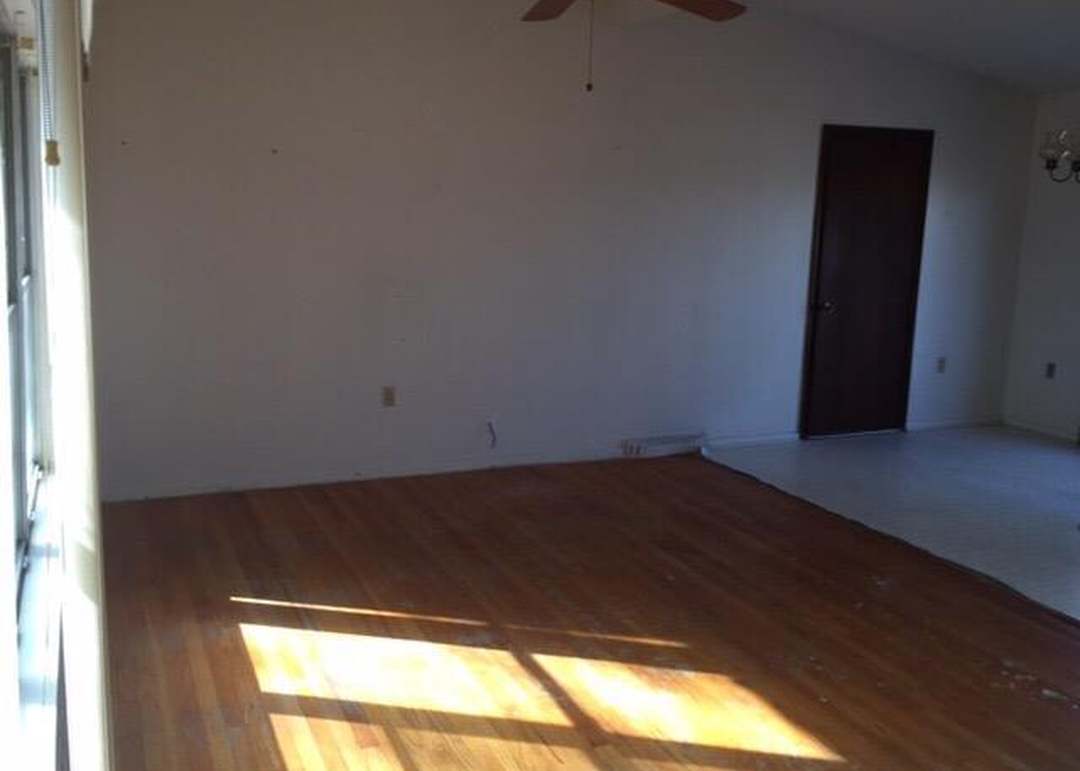 405 Whisper Lane — photo 4