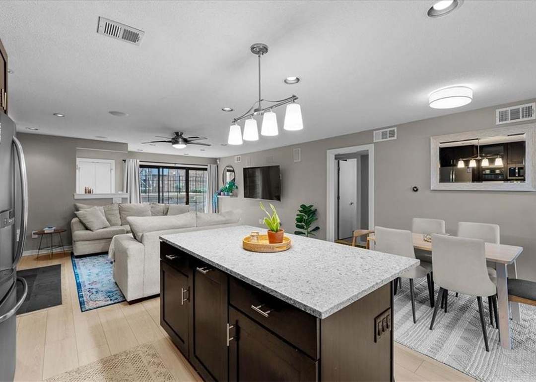 4057 Walnut Street — photo 12