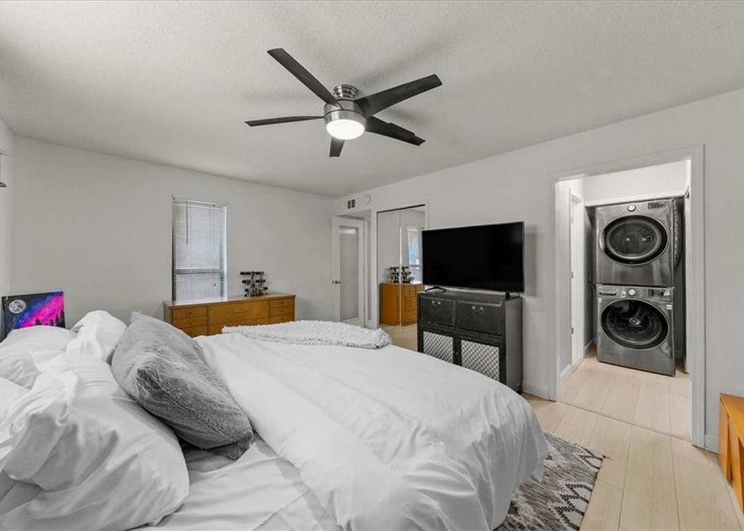 4057 Walnut Street — photo 18
