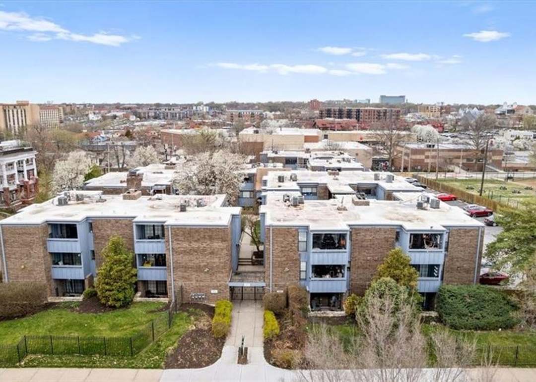 4057 Walnut Street — photo 28