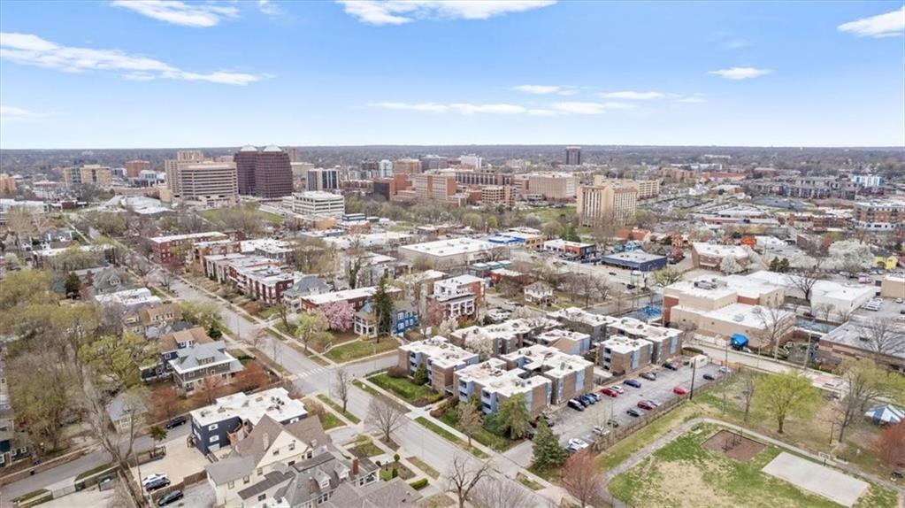 4057 Walnut Street — photo 30