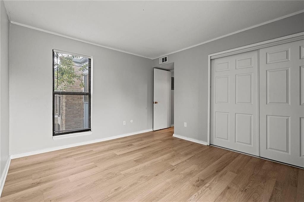 4057 Walnut Street — photo 18