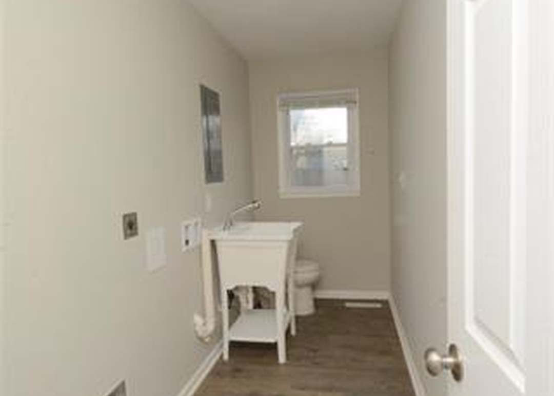 407 Prairie Lane — photo 3