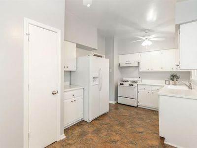 407 Ranchero Place — photo 9