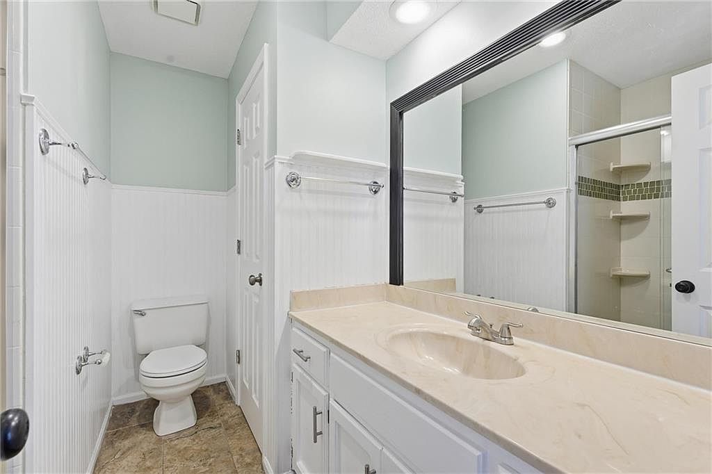410 NE Corsicana Street — photo 16