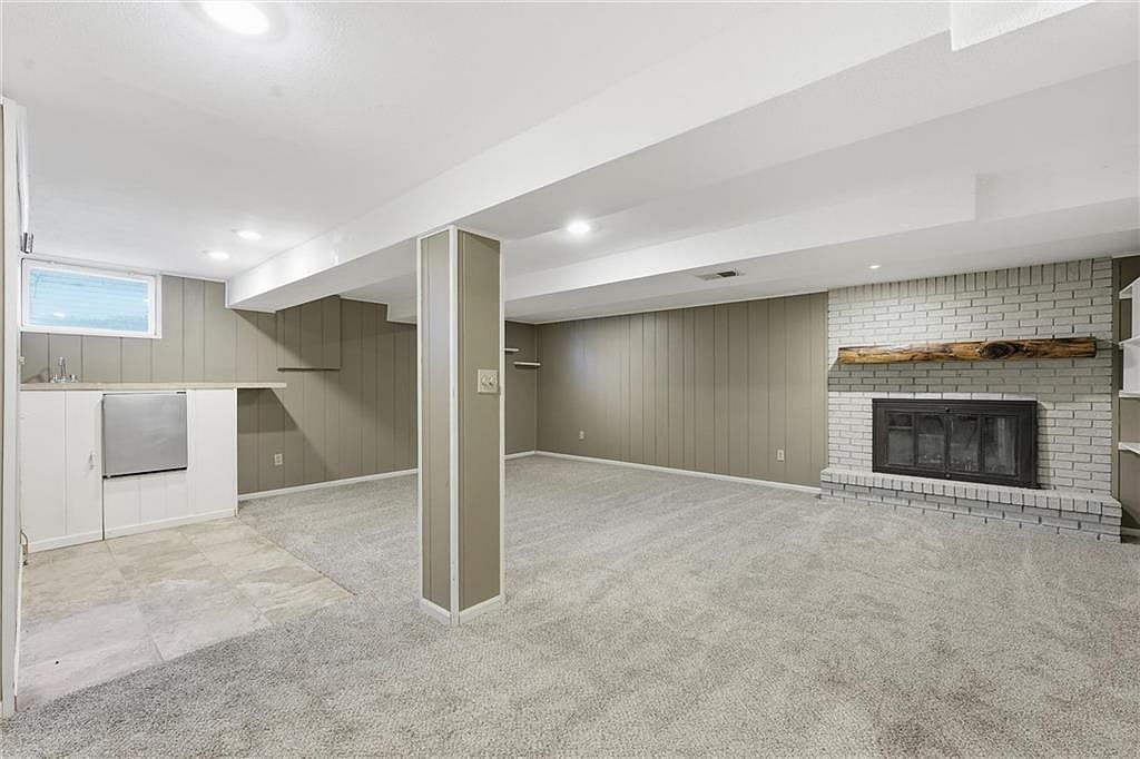 410 NE Corsicana Street — photo 21
