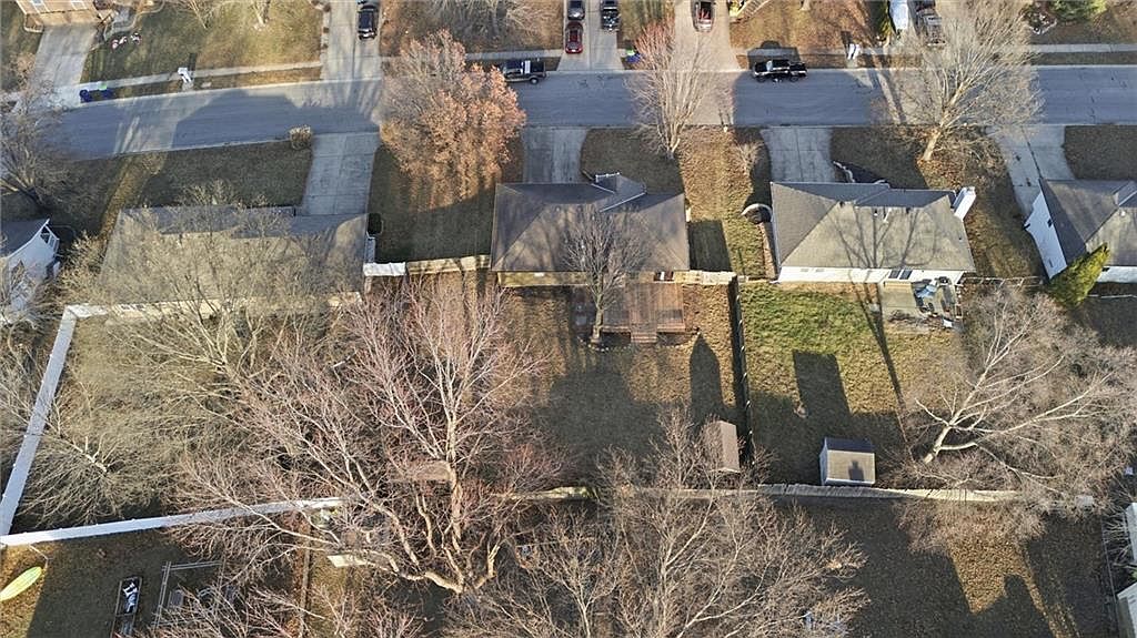 410 NE Corsicana Street — photo 27