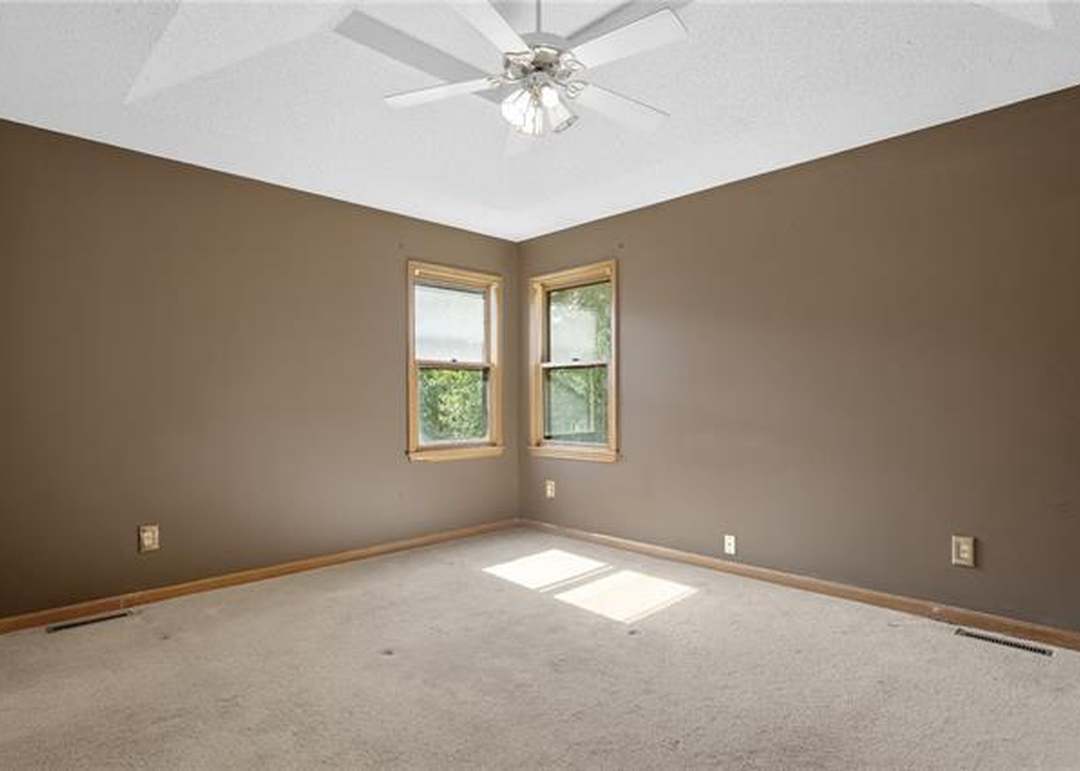 4101 SW 10th Street Terrace — photo 32