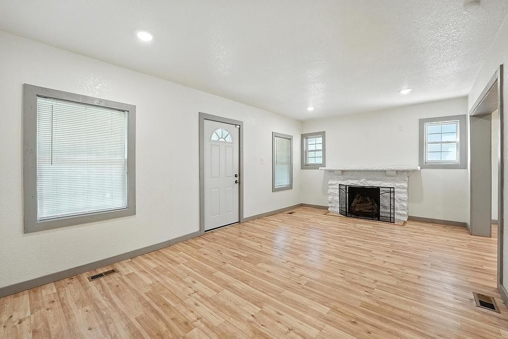4142 Montgall Avenue — photo 6