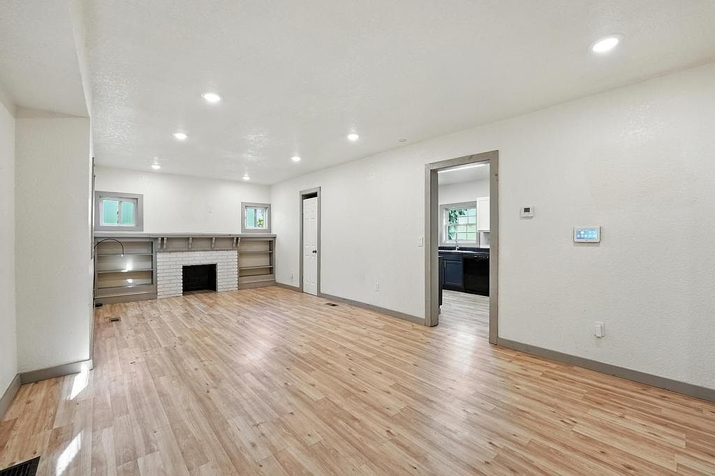 4142 Montgall Avenue — photo 9